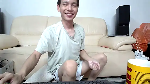 andrewooi live sex cam