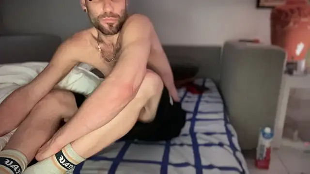 FckbbOy live sex cam