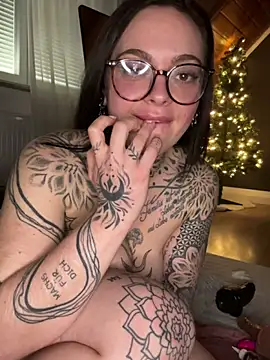 emmifly's cam snapshot