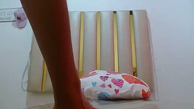 flakita_sexyhot's cam snapshot