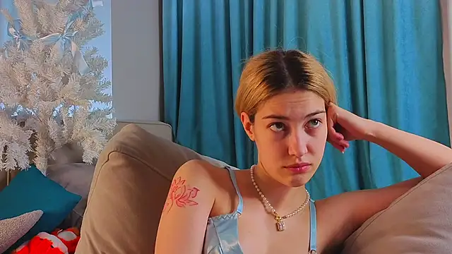 AngelicRice's cam snapshot