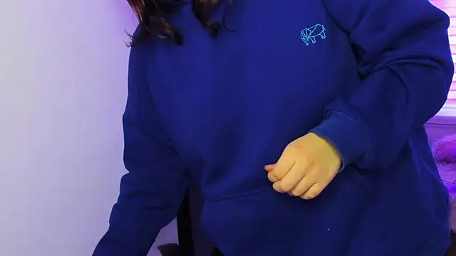 Emily_Lindey's cam snapshot