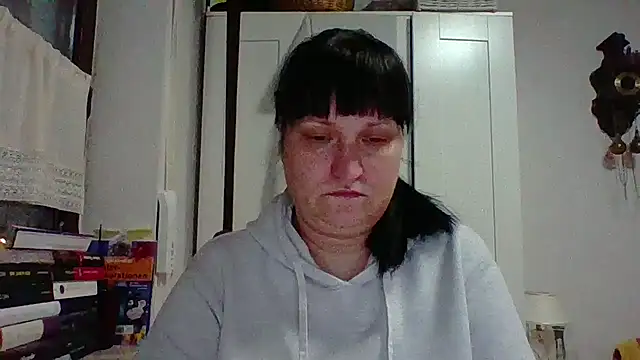 _squirty_cum_lady_'s cam snapshot