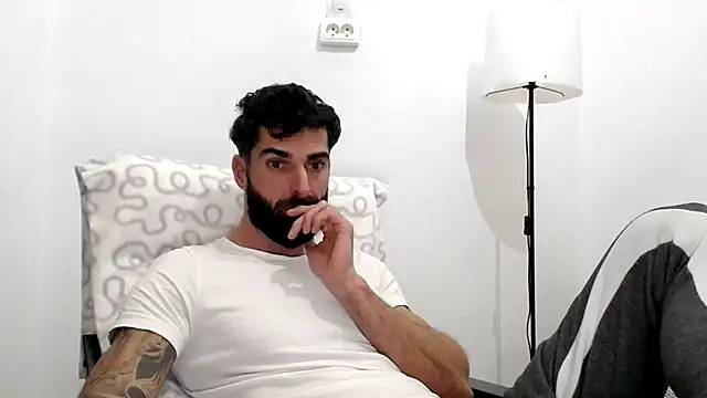 Verycutex's cam snapshot