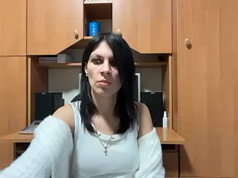 InjaAtHome's cam snapshot