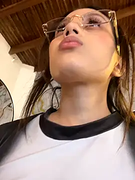 Harley_J_'s cam snapshot