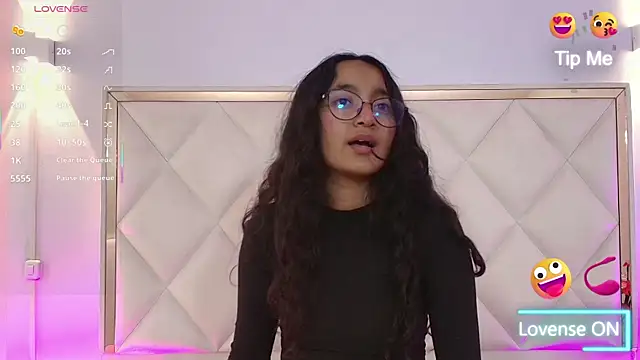 rosee_tay1's cam snapshot