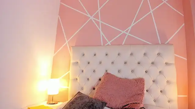 Antonella_Diiaz's cam snapshot