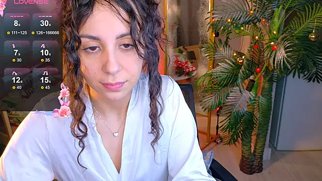 curly_jade's cam snapshot