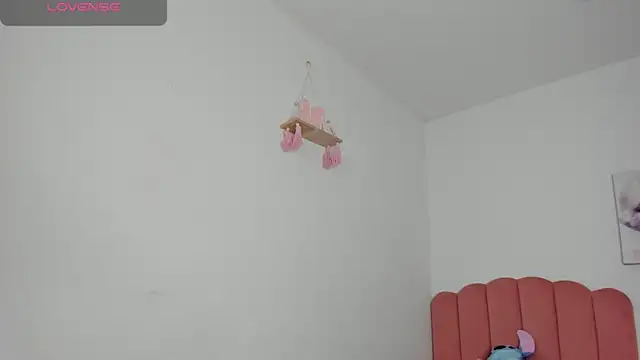 julieth_sanzz live sex cam