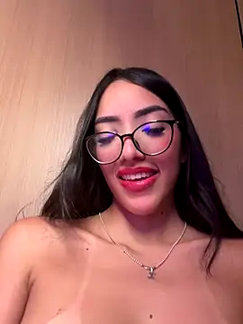 lissafeniix_'s cam snapshot