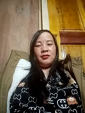 MinaYangon502's cam snapshot