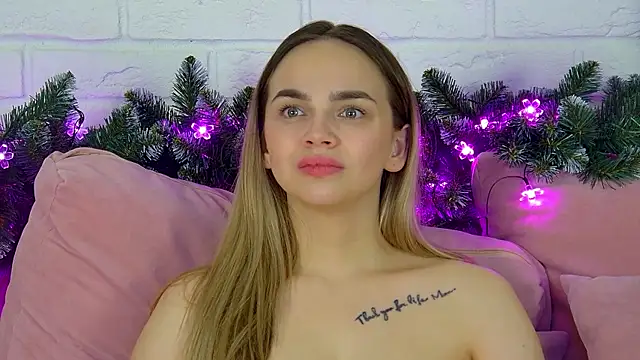 AnitaVenture's cam snapshot