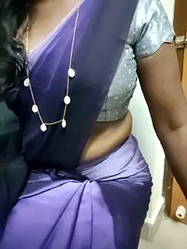 Tamilmallu-duskygirl03's cam snapshot