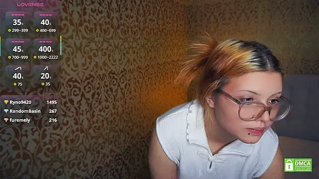 VerniceEngelking's cam snapshot