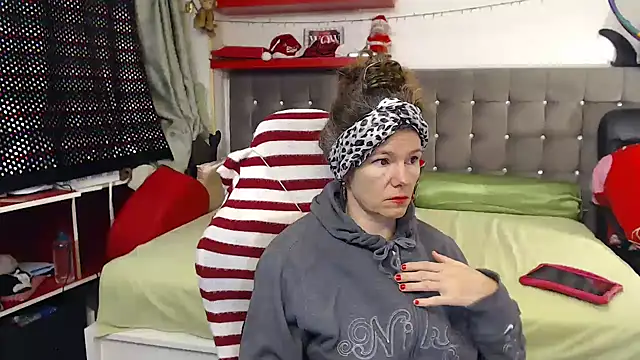 kellyterapy's cam snapshot