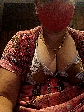 Tamil_Sivani's cam snapshot