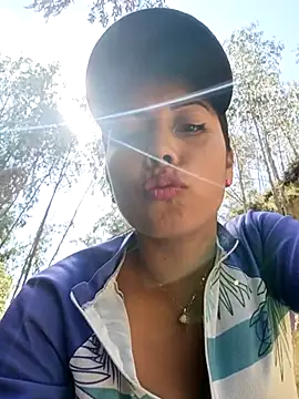 _andrea30 live sex cam