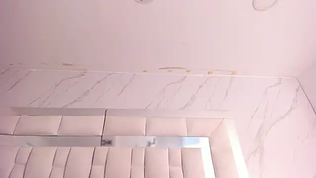 Maia_Park's cam snapshot