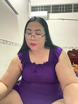 Alinat_'s cam snapshot