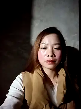 milo123-xx live sex cam