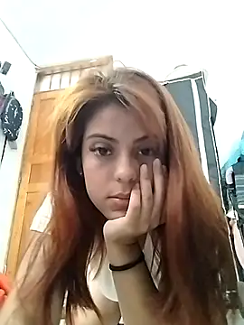 mia_hottie2210 live sex cam