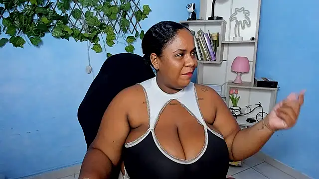 bbw_charlote's cam snapshot