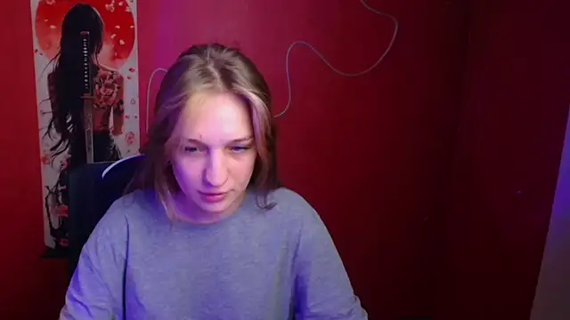 Katie_Rosiee's cam snapshot