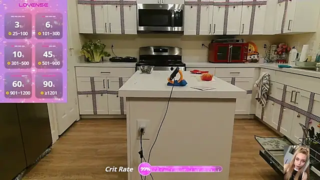 Blondiewithanass's cam snapshot