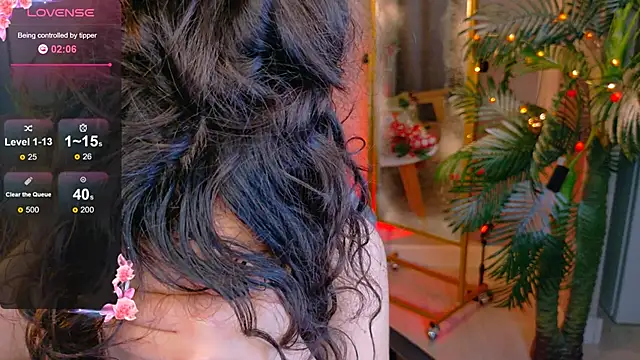 curly_jade's cam snapshot