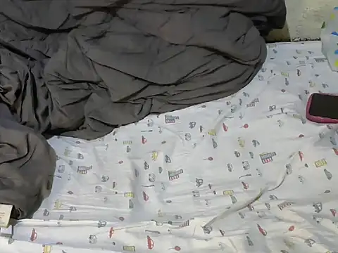 Fine_baby0001's cam snapshot