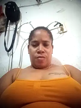 Big_ass_submissive's cam snapshot