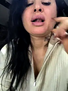 KikiXRed's cam snapshot