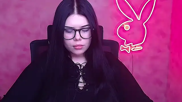 Mona_Esty's cam snapshot