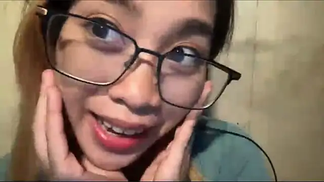 LenoraFrailey live sex cam