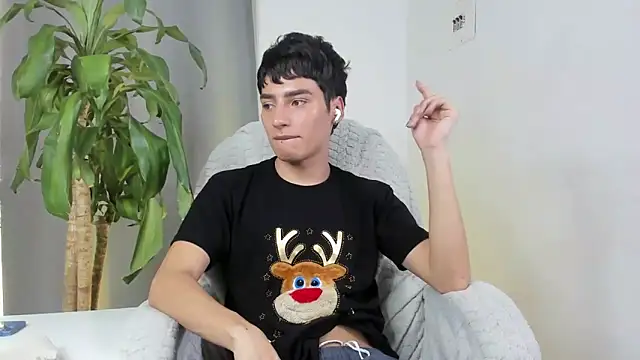 sebas_rose live sex cam