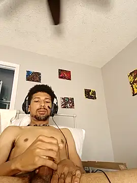 BigPrettyDick777 live sex cam