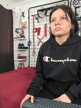 1lovelygirls live sex cam