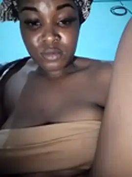 pussyqueene's cam snapshot