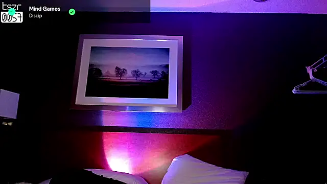 Snarfle82 live sex cam