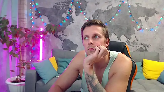 VikingChrisss live sex cam