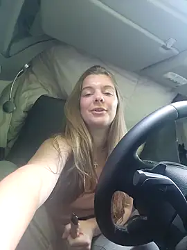 VanLifeVixen's cam snapshot