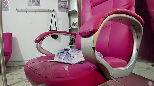 CAMILA--REY live sex cam