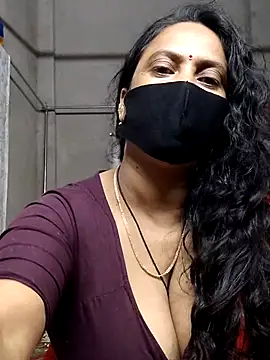 Jyoti_Roy_'s cam snapshot