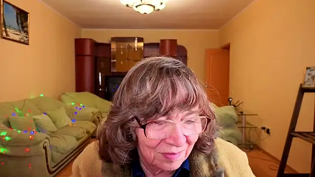 Betty_Brick's cam snapshot