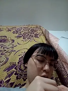 CoralSmit live sex cam