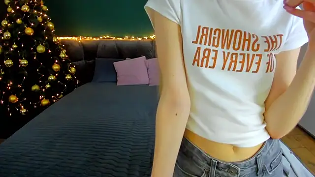 Alina_Blonde's cam snapshot