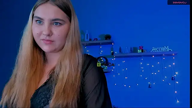 dina_bloom_'s cam snapshot