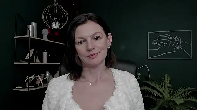 VivianWILD's cam snapshot