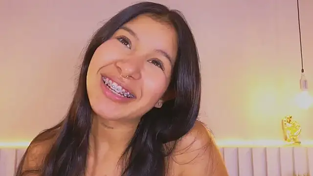 Aida_moreno live sex cam